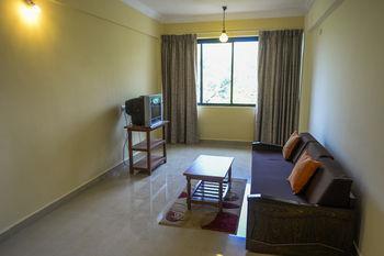 Oyo Apartments Vagator Beach Road Exterior photo